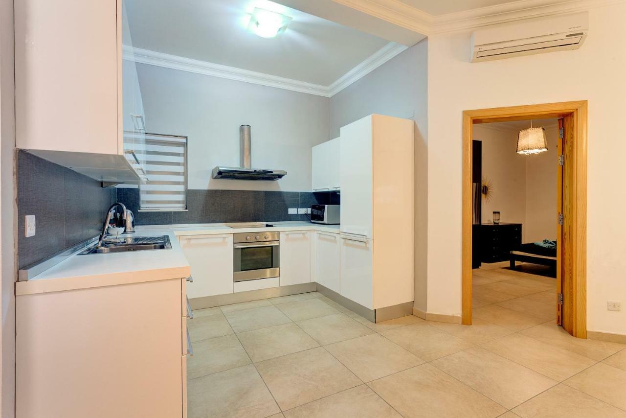 Gorgeous Apartment With Terrace In Fort Cambridge, Pool Sliema Buitenkant foto