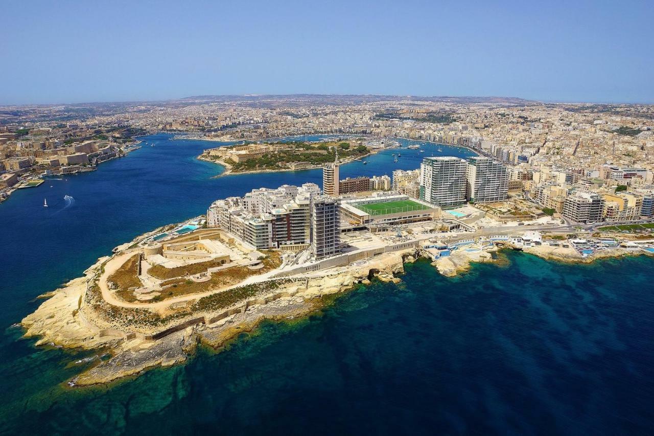 Gorgeous Apartment With Terrace In Fort Cambridge, Pool Sliema Buitenkant foto